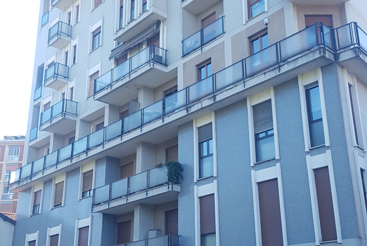 Monza, ampio 2 Locali