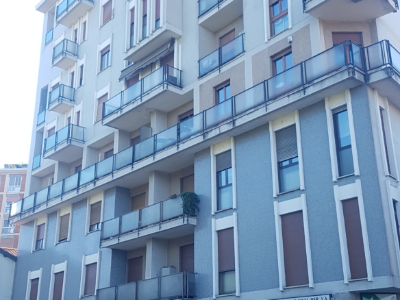 Monza, ampio 2 Locali